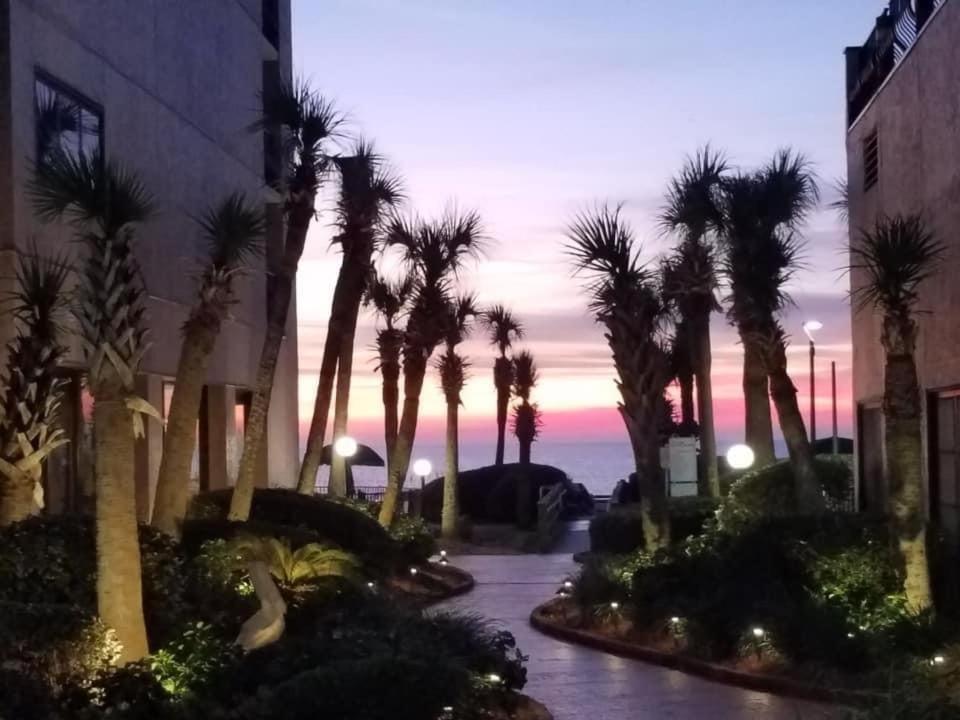 マートルビーチ Ocean Front, Private Balconiesアパートホテル エクステリア 写真